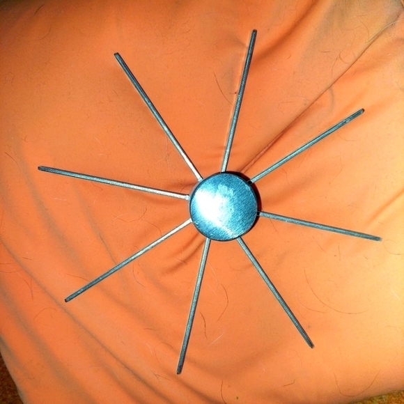 Vintage* Metal 8-Slice Pie Slicer - Picture 2 of 2